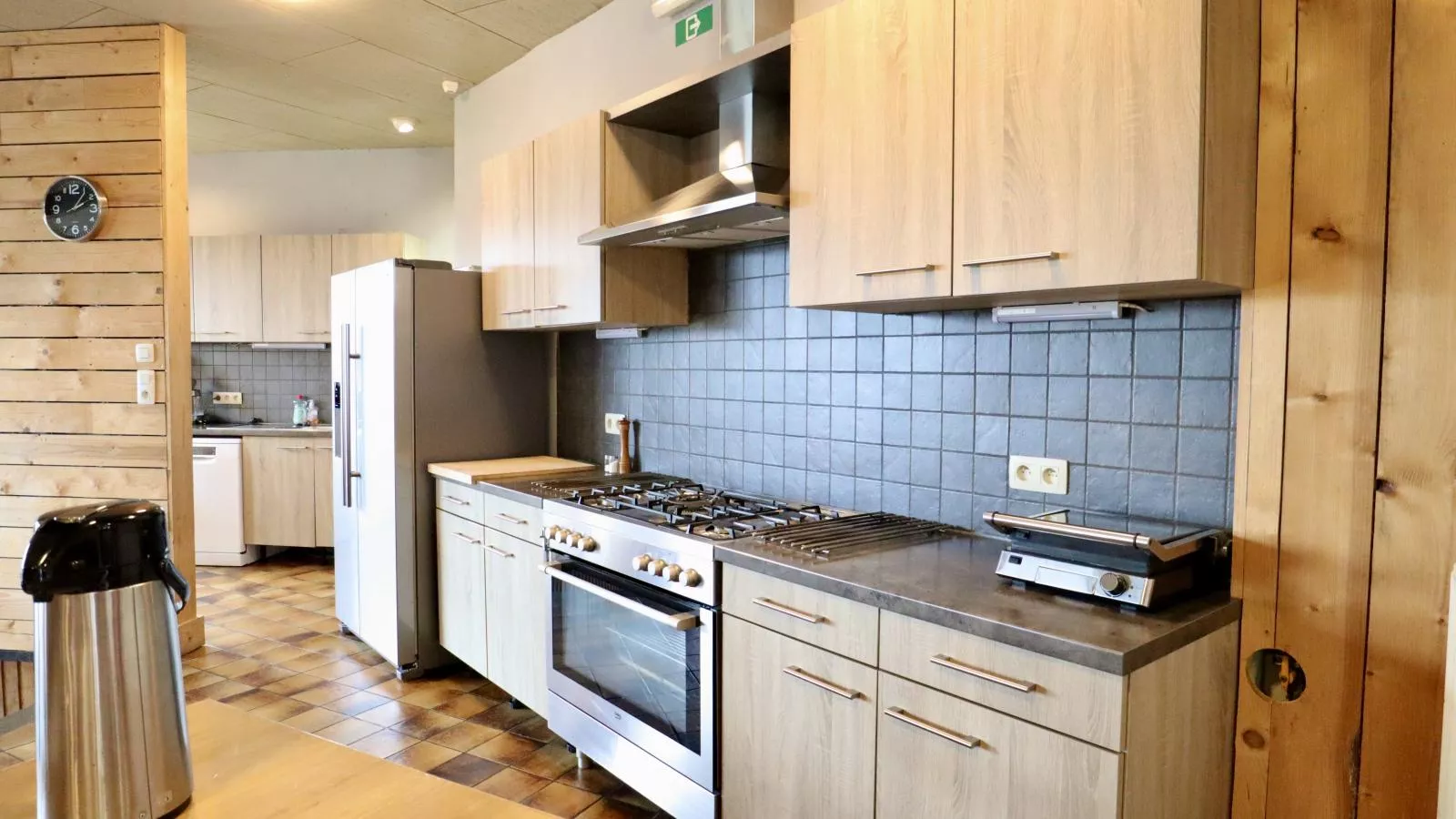 Halinsart-Kitchen