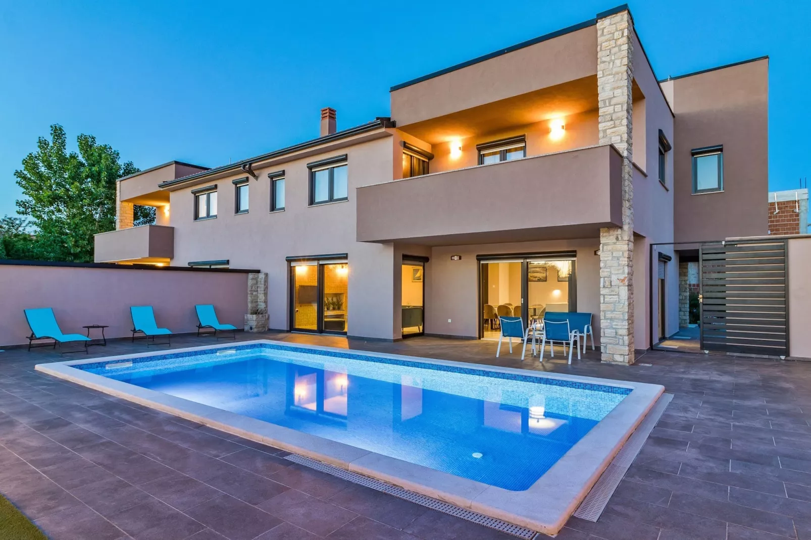 Beautiful Villa Philippo with Pool (publish)-Exterior summer