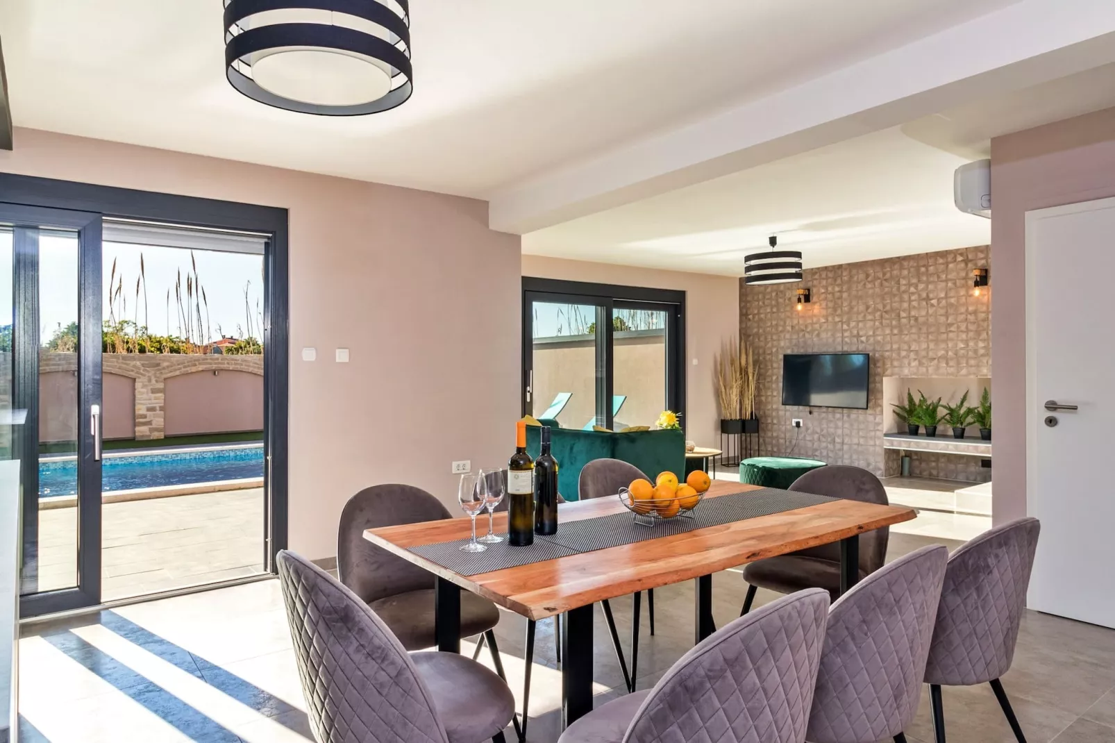Beautiful Villa Philippo with Pool (publish)-Dining room