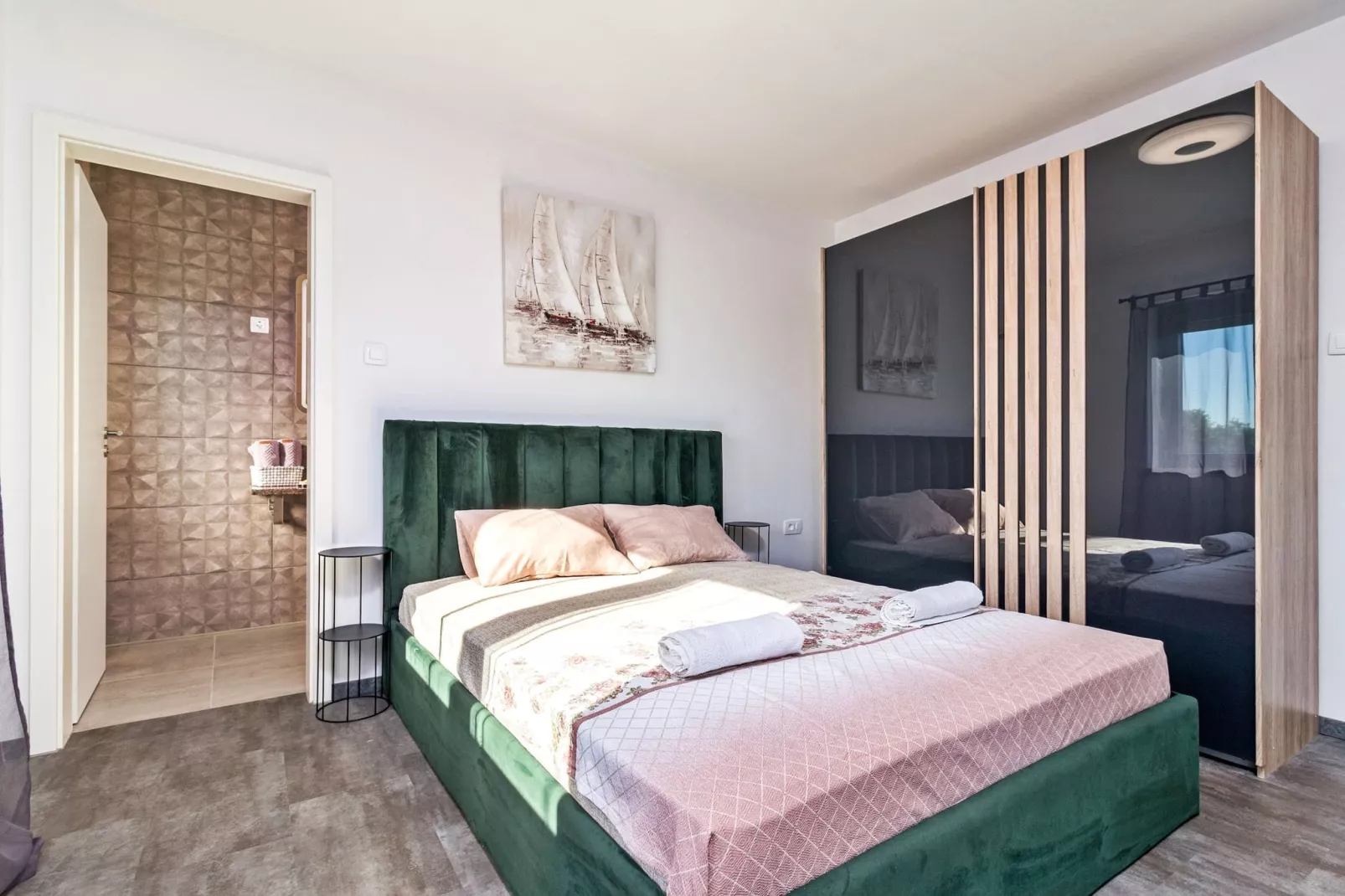 Beautiful Villa Nika with Pool-Bedroom