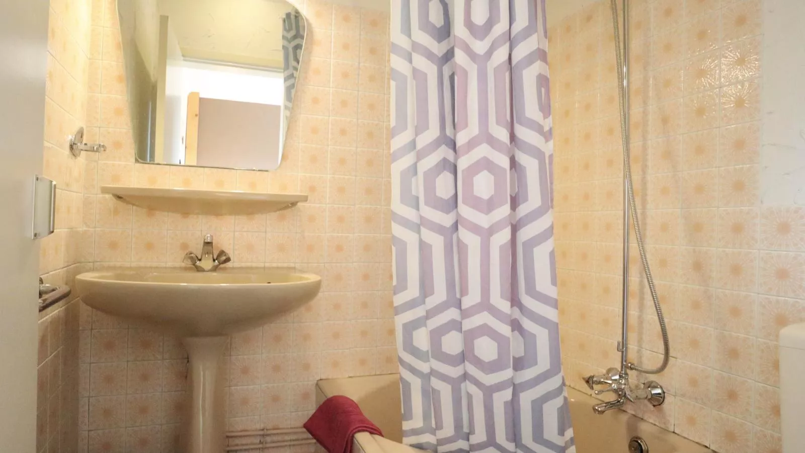 Halinsart-Bathroom