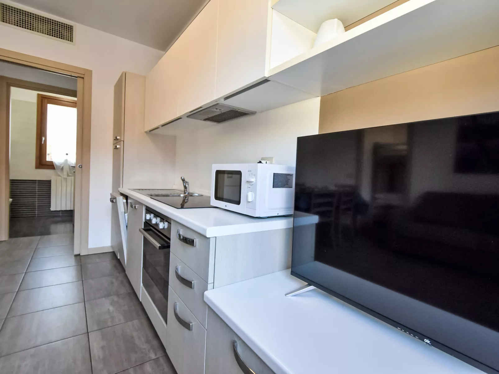 Endine Pool Apartment-Inside