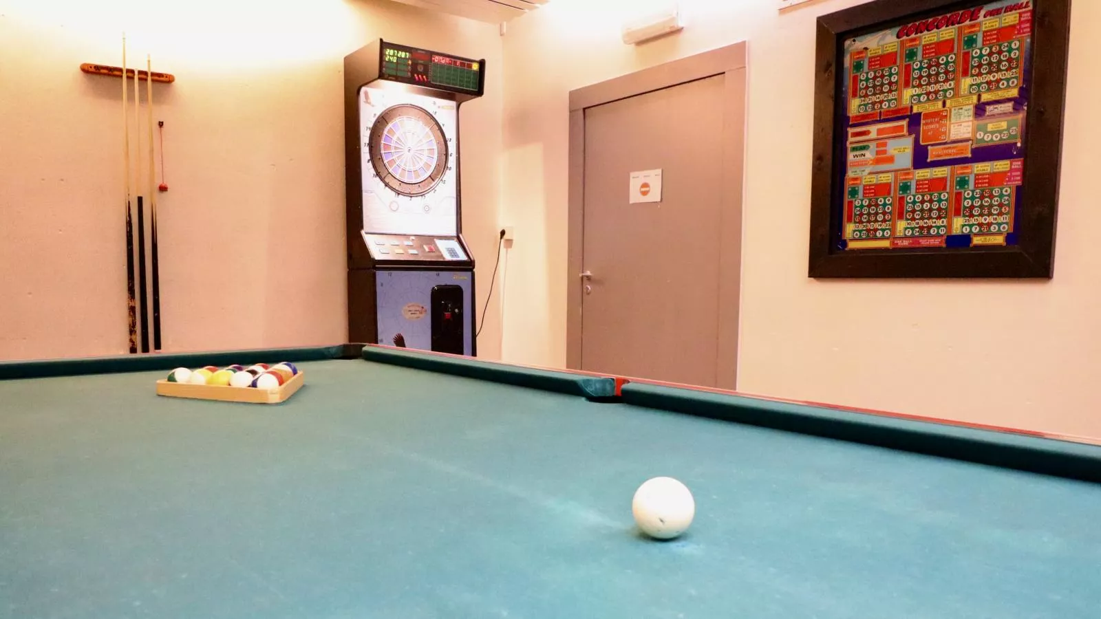 Halinsart-Recreation room
