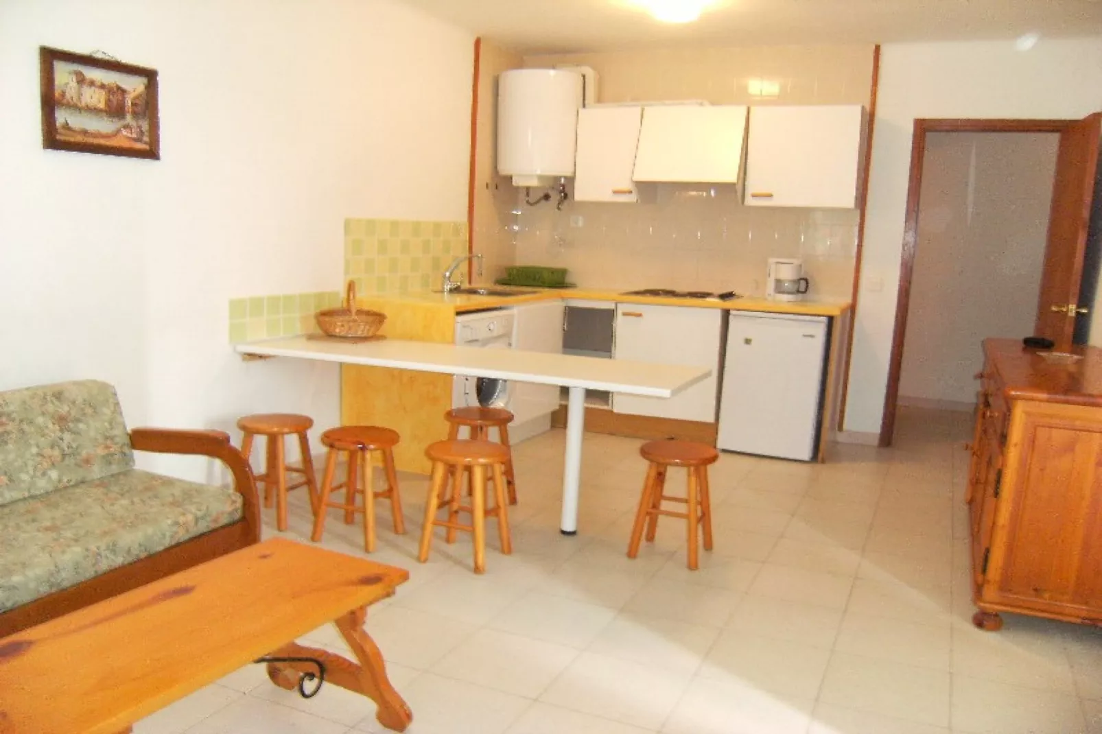 CALA MONTGO 33-Kitchen