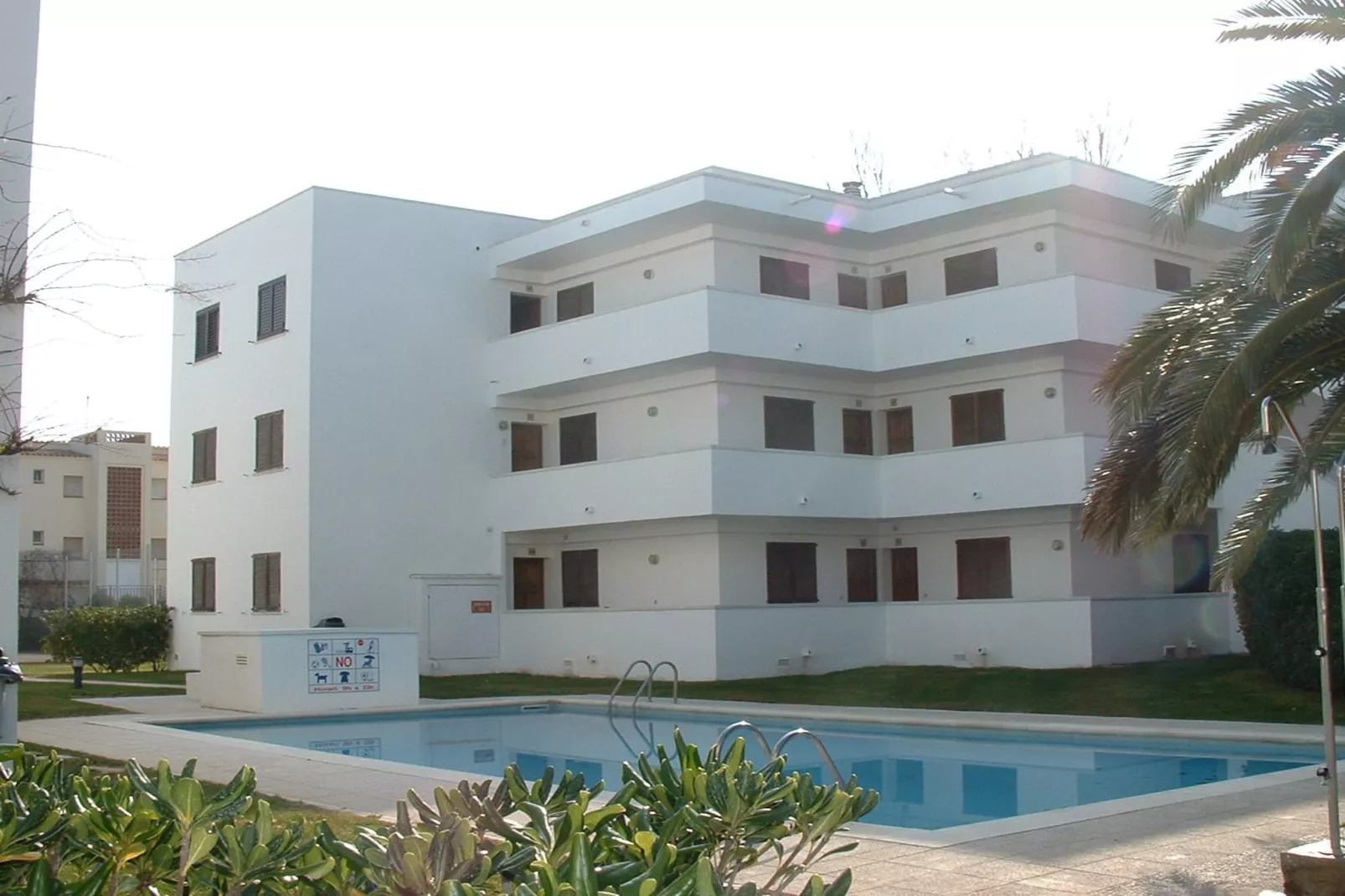 CALA MONTGO 33-Outdoor