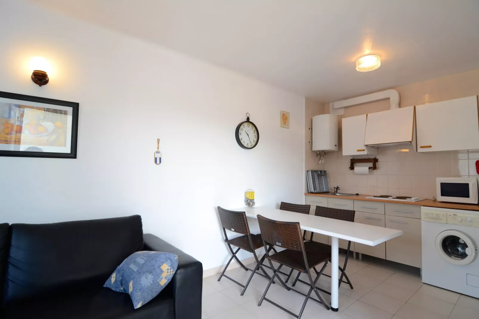 CALA MONTGO 15 AC-Küche