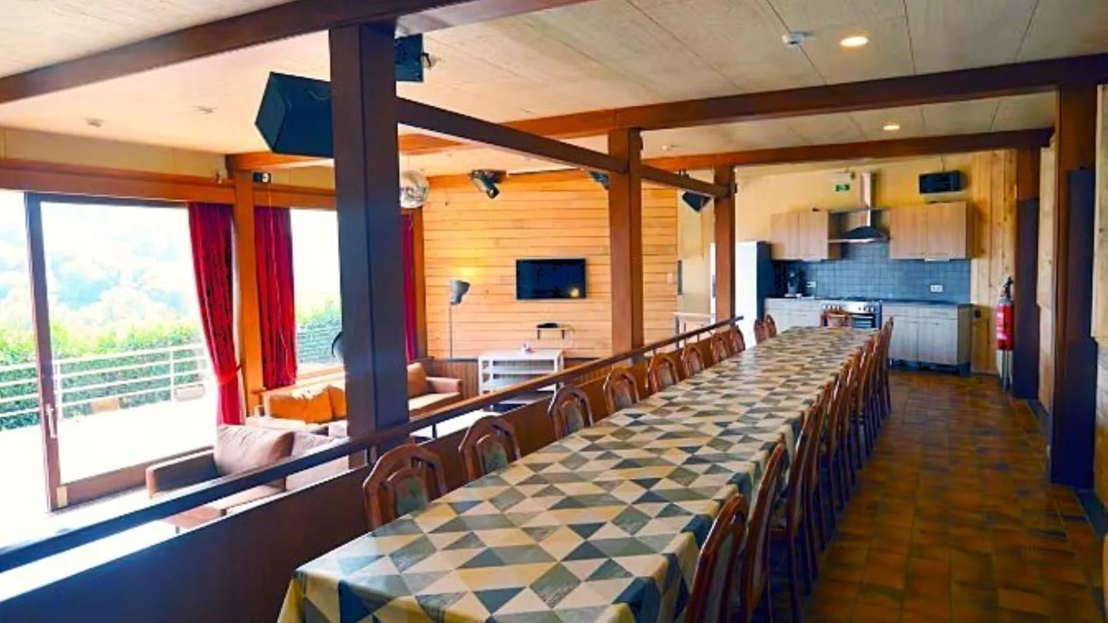 Halinsart-Dining room