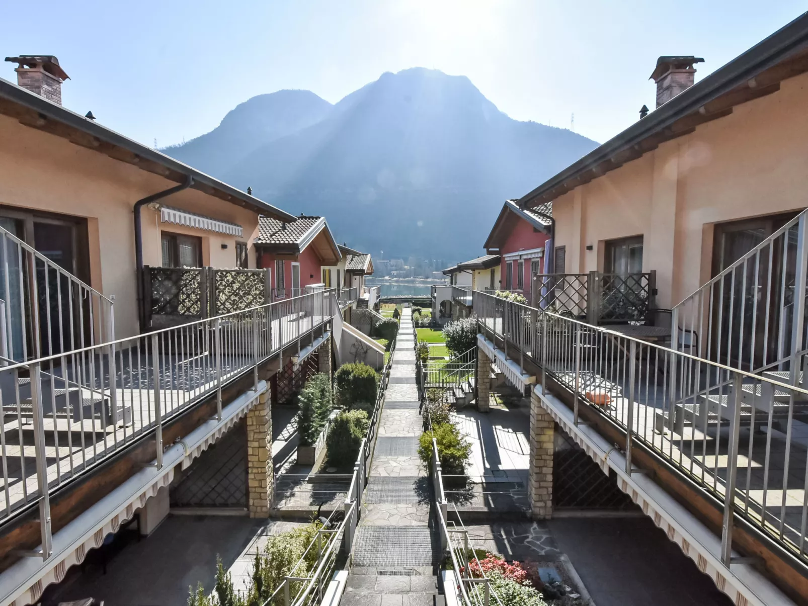 Endine Pool Apartment-Outside