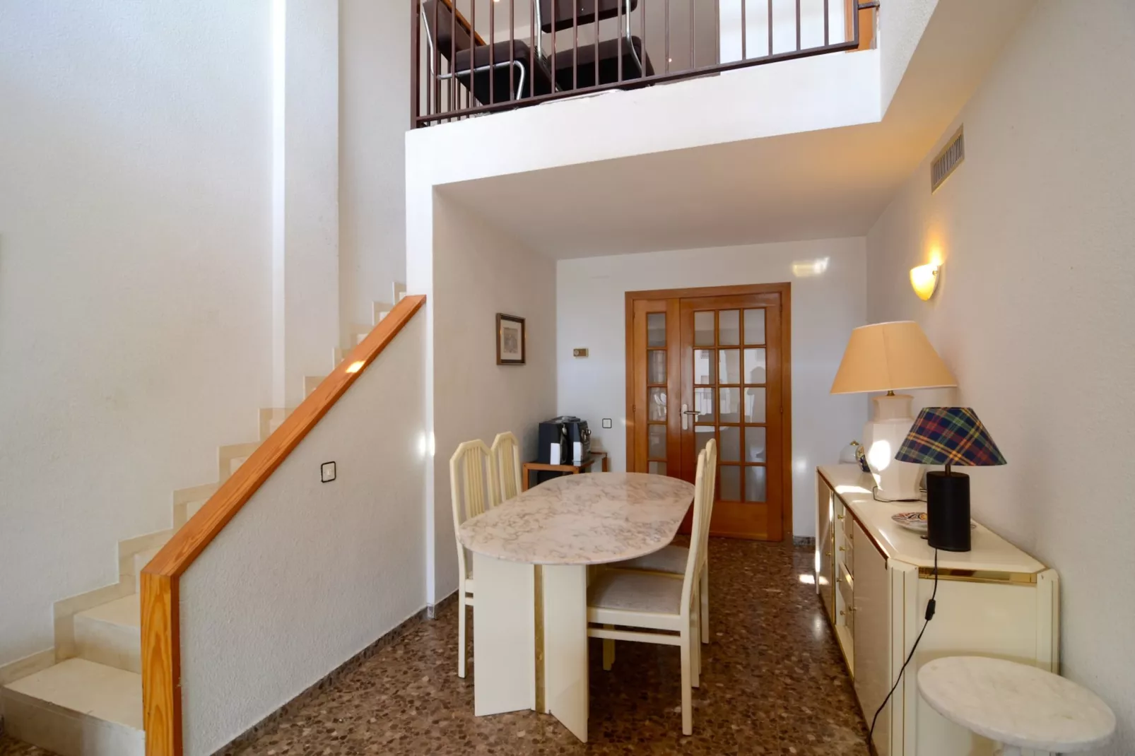ALBATROS 1 3.2-Dining room