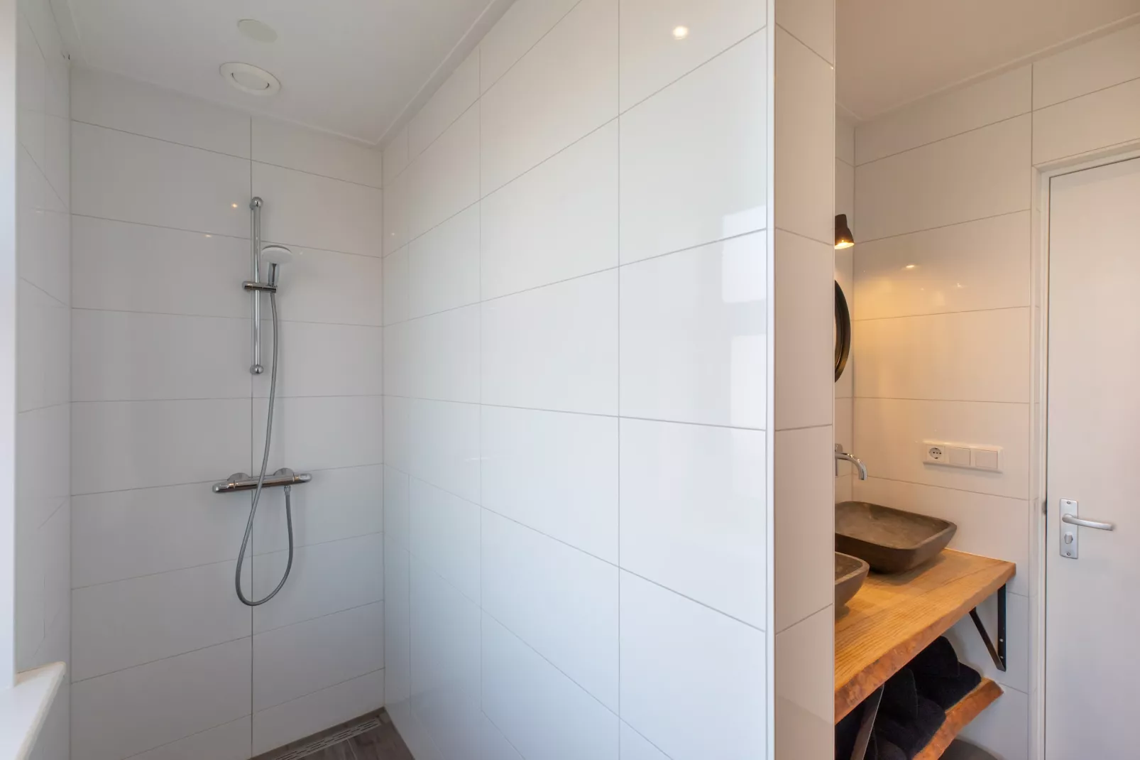 Pleinzicht 6c-Bathroom