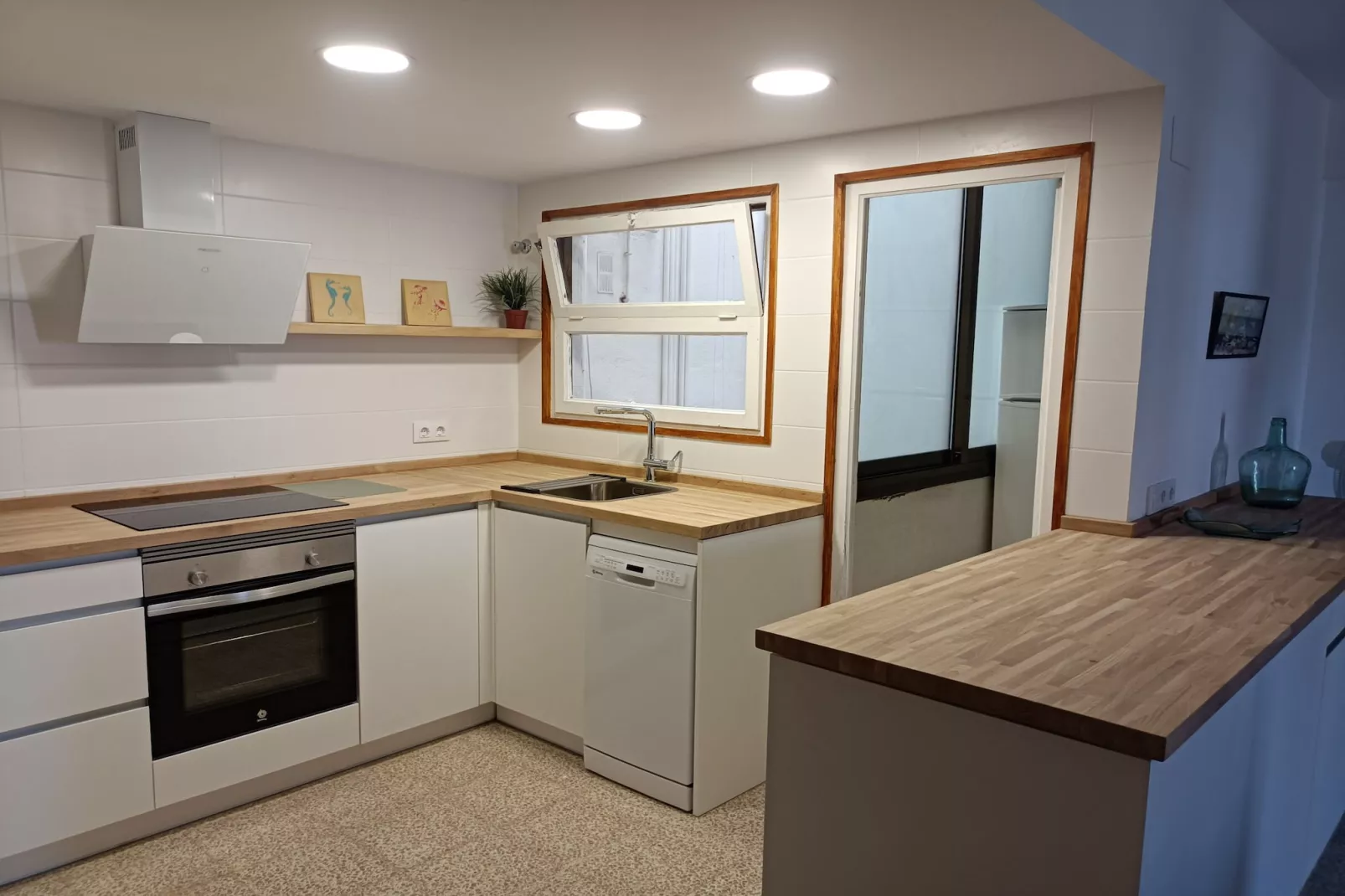 ELS PESCADORS 2.2-Kitchen