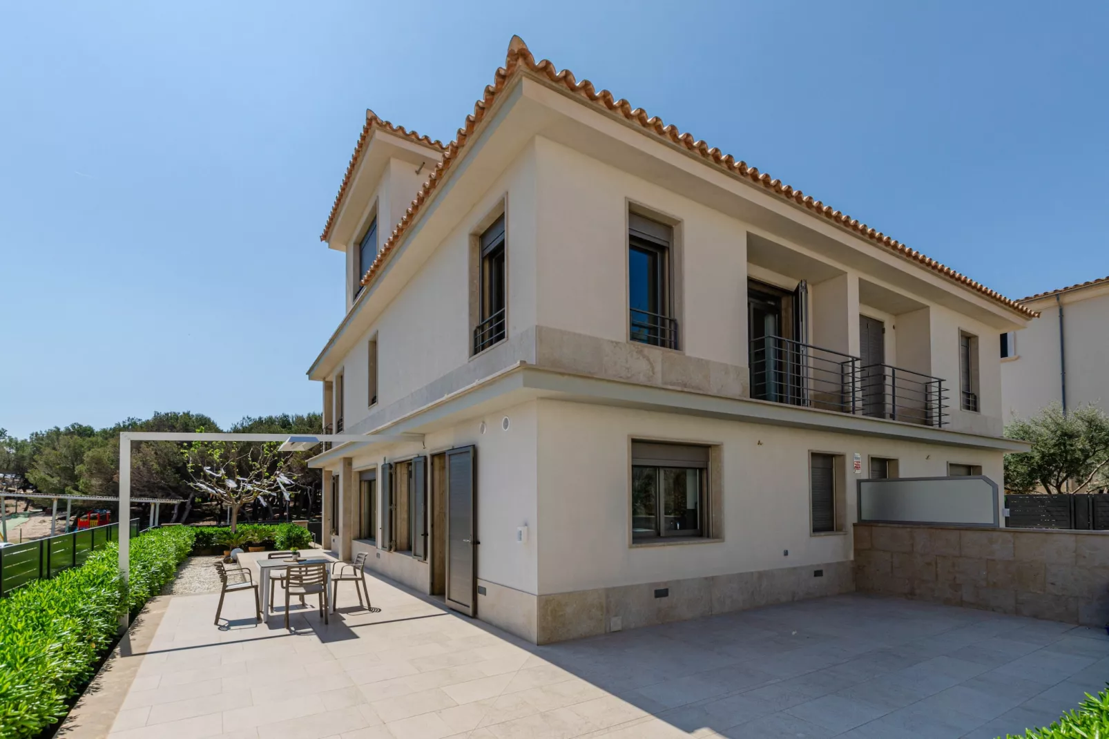 YourHouse Juan-Terrasse