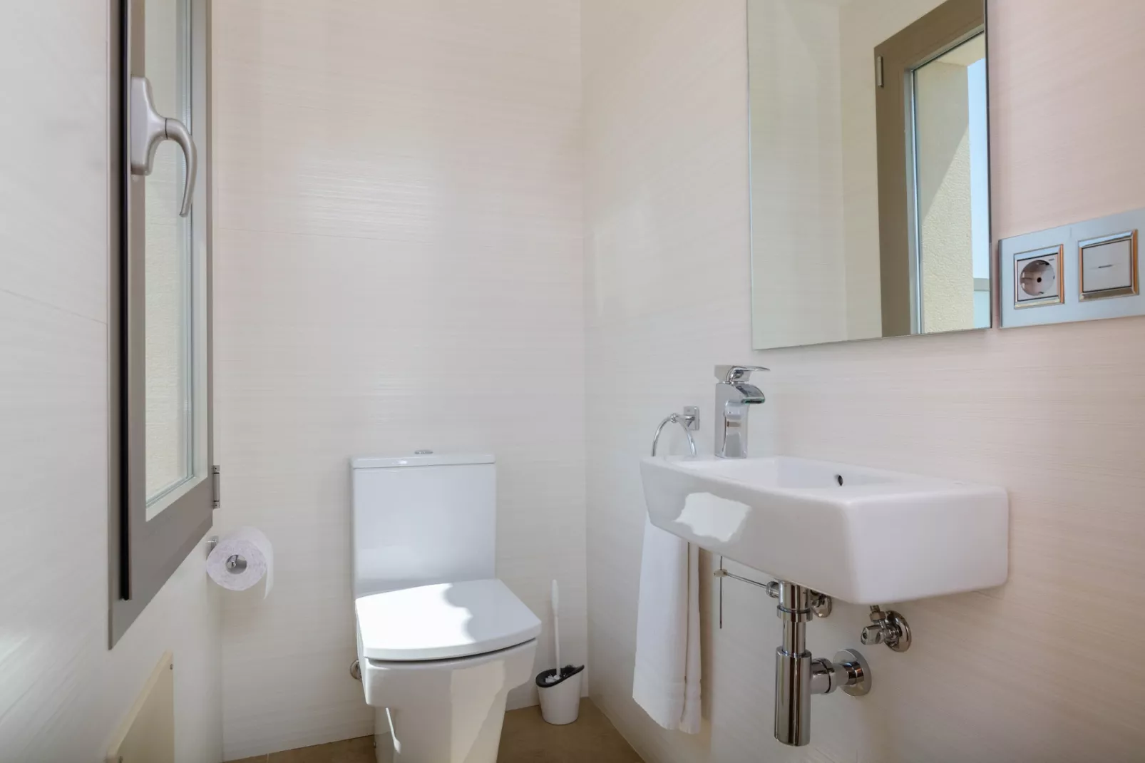 YourHouse Juan-Badezimmer