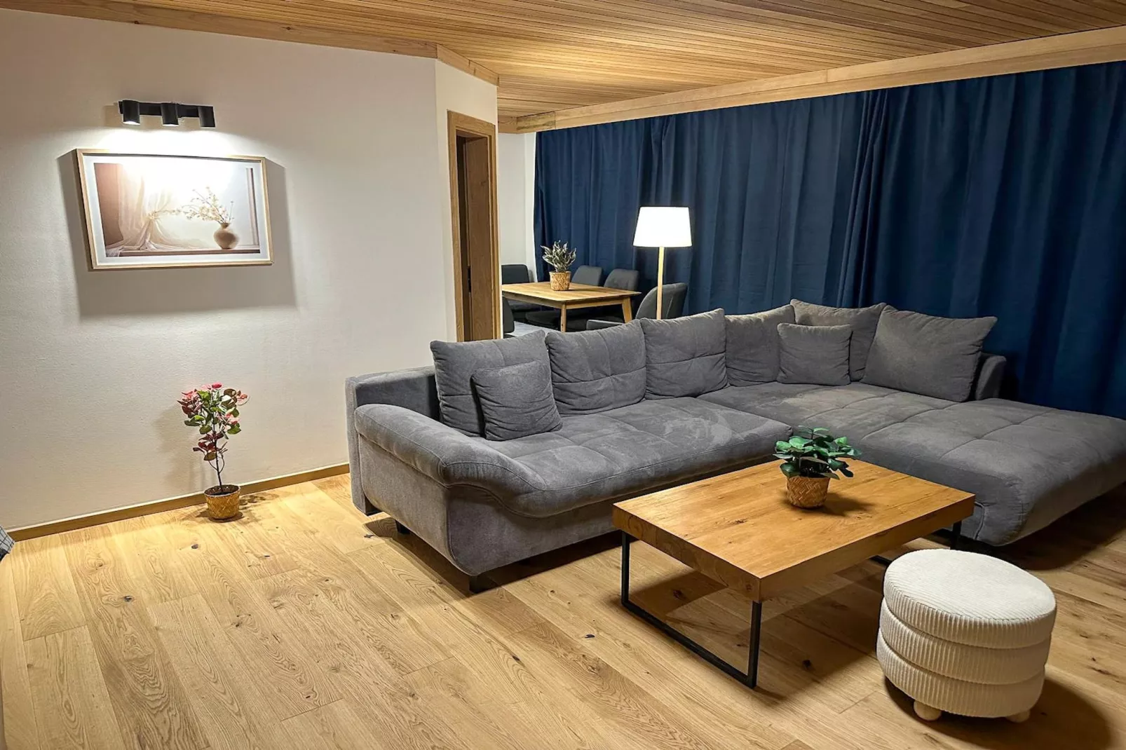 Apartment 2 - ILAN  6 P-Living room