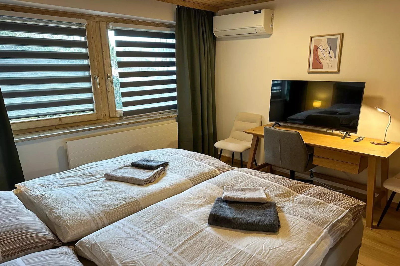Apartment 2 - ILAN  6 P-Bedroom