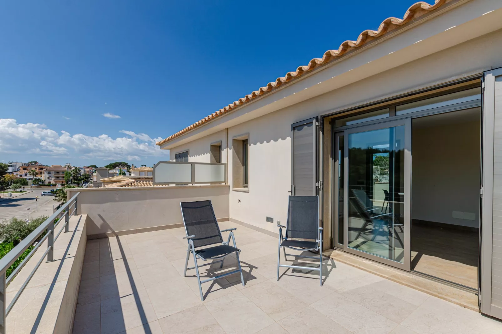 YourHouse Juan-Terrasse