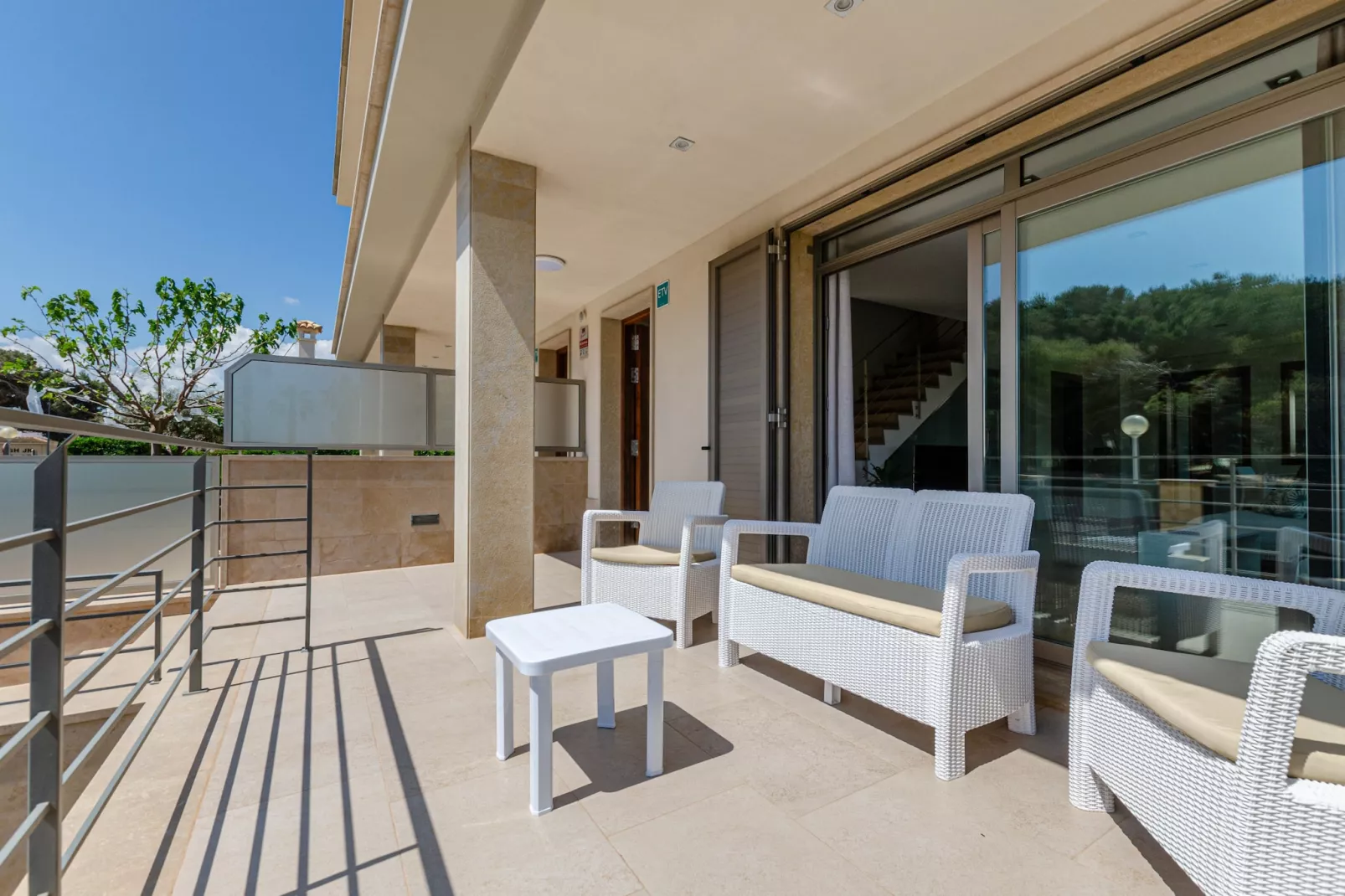 YourHouse Juan-Terrasse