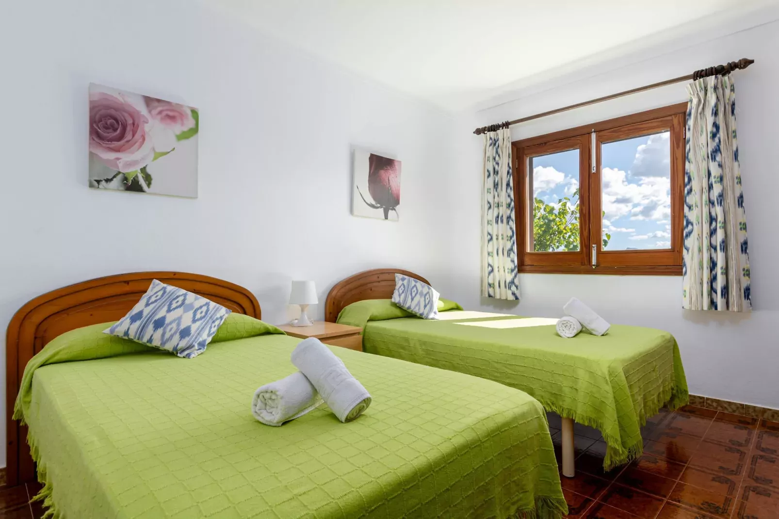 YourHouse Ca Na Teulera-Schlafzimmer