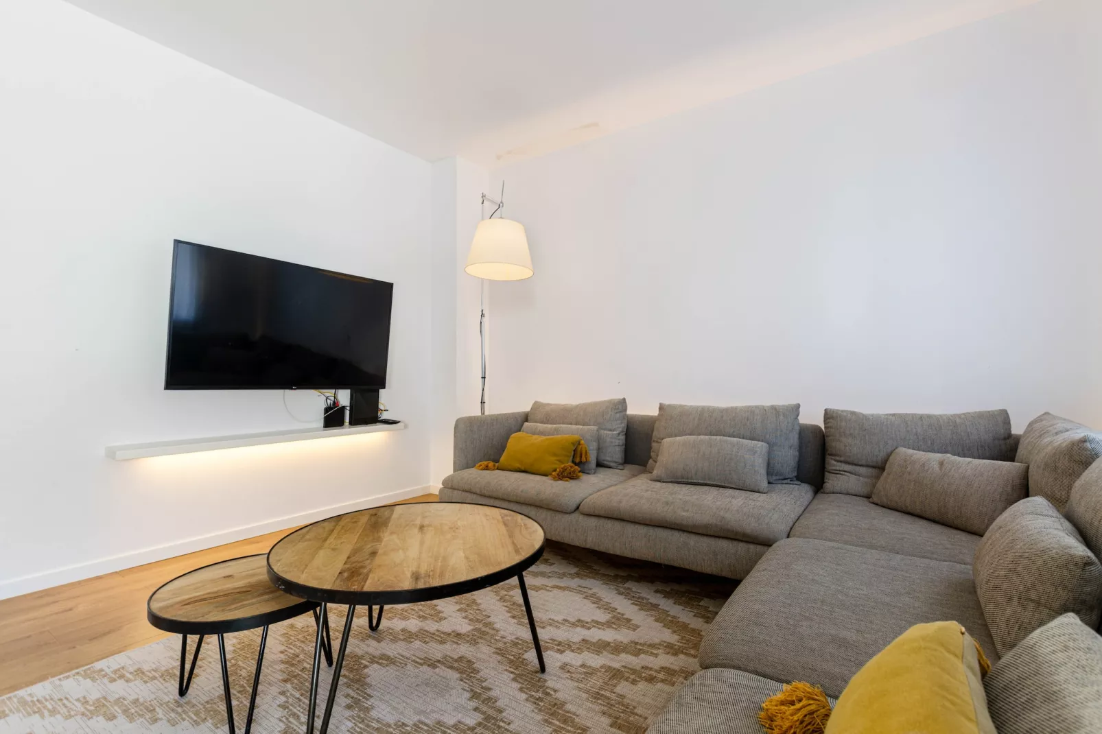 YourHouse Els Nins-Living room