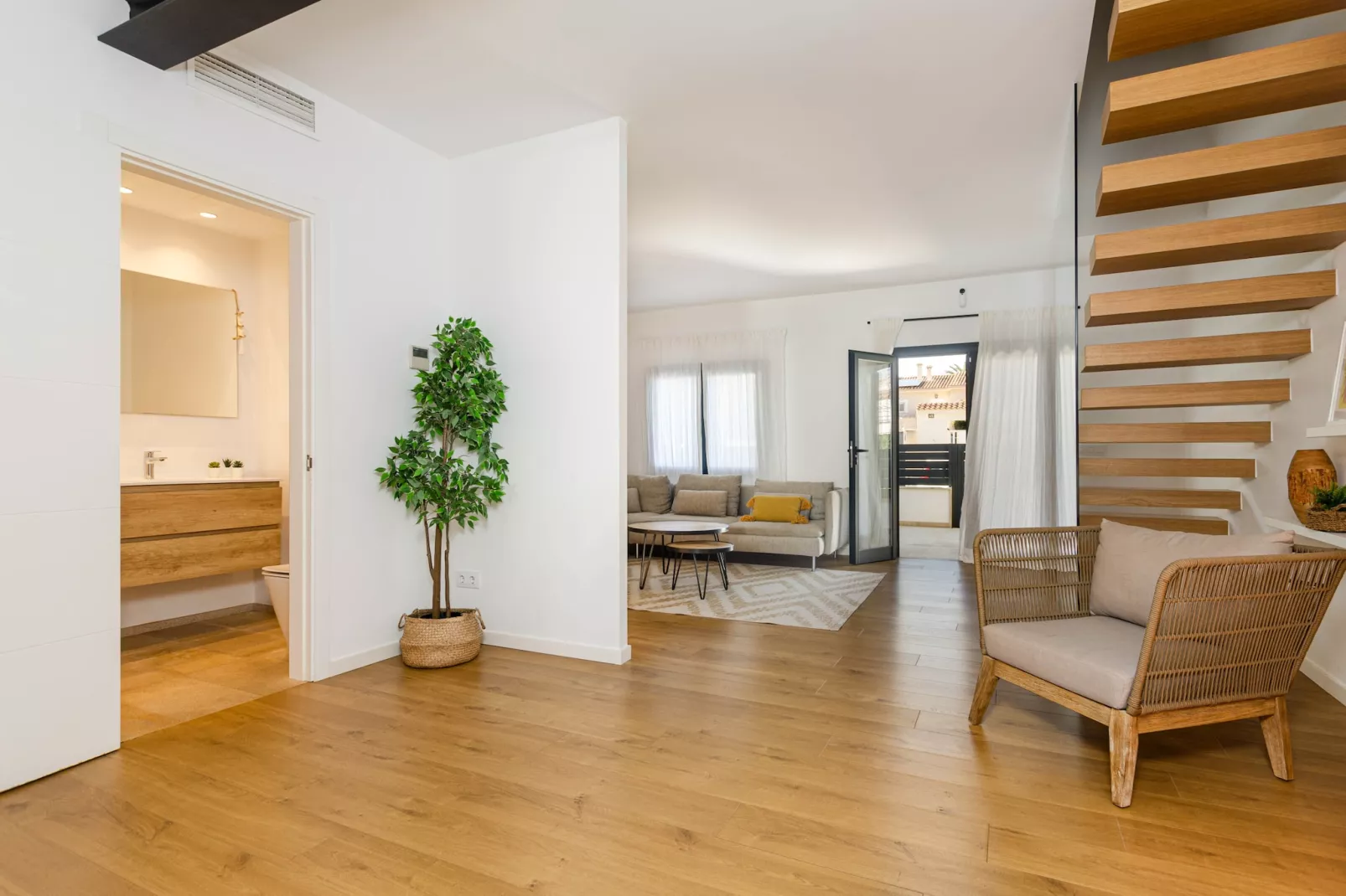 YourHouse Els Nins-Dining room
