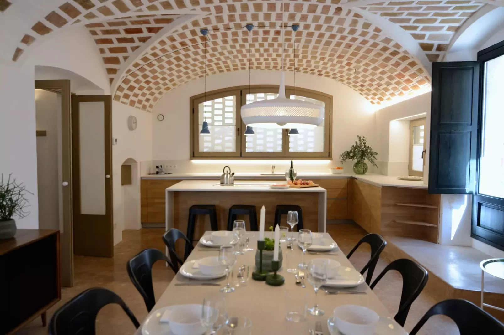 CASA ROSA DEL PORT-Dining room