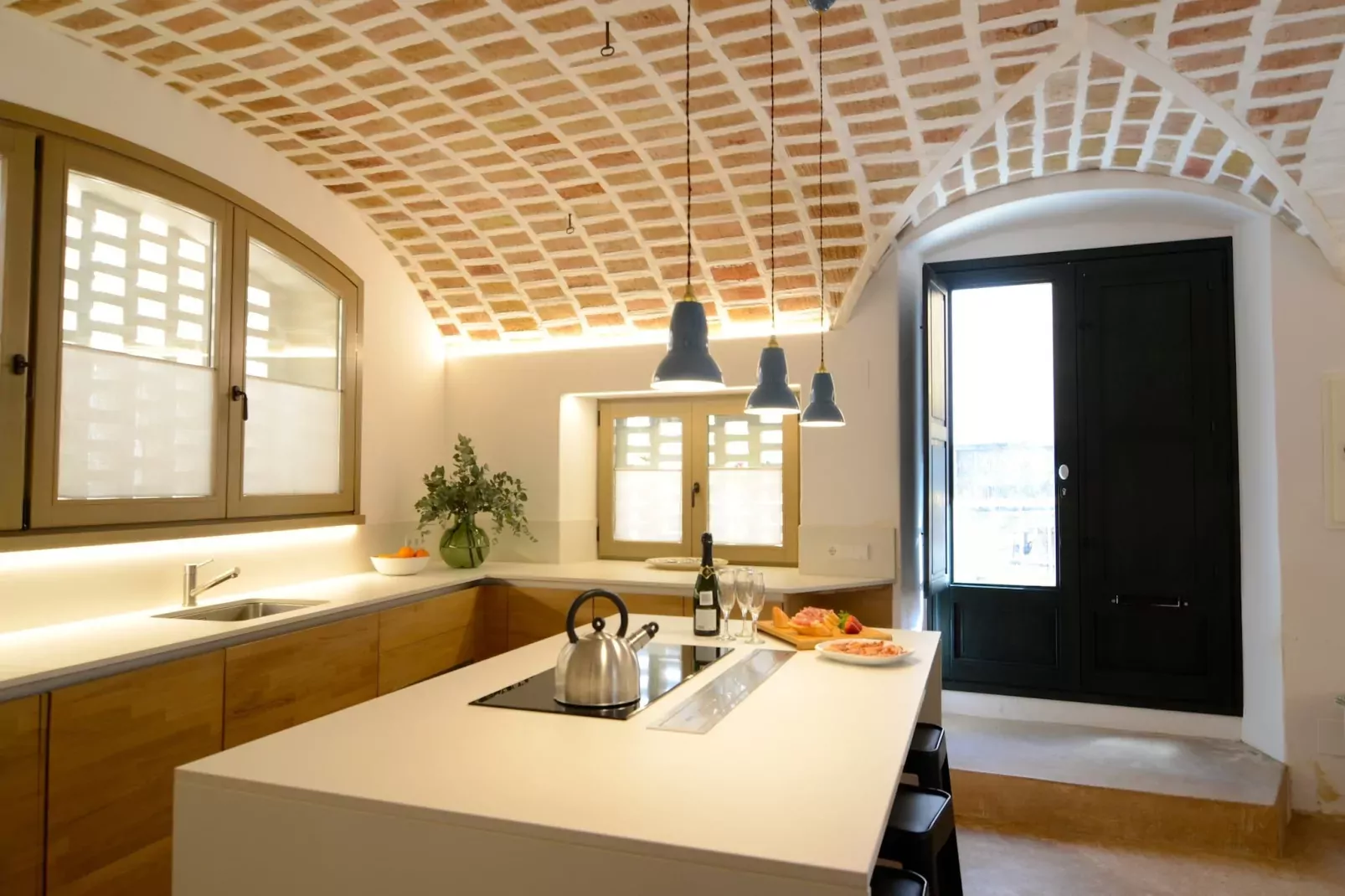 CASA ROSA DEL PORT-Kitchen