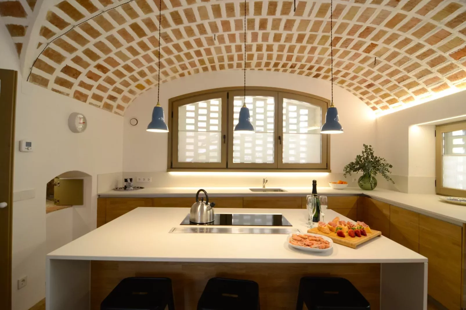 CASA ROSA DEL PORT-Kitchen