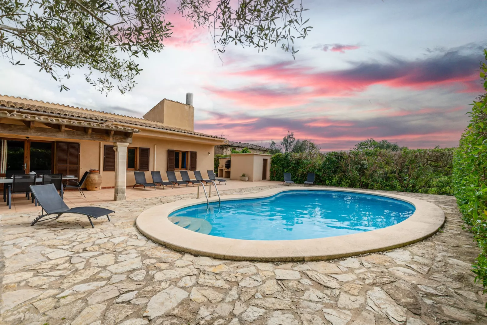 Finca en Pollença con piscina y barbacoa, Escandeu-Pool