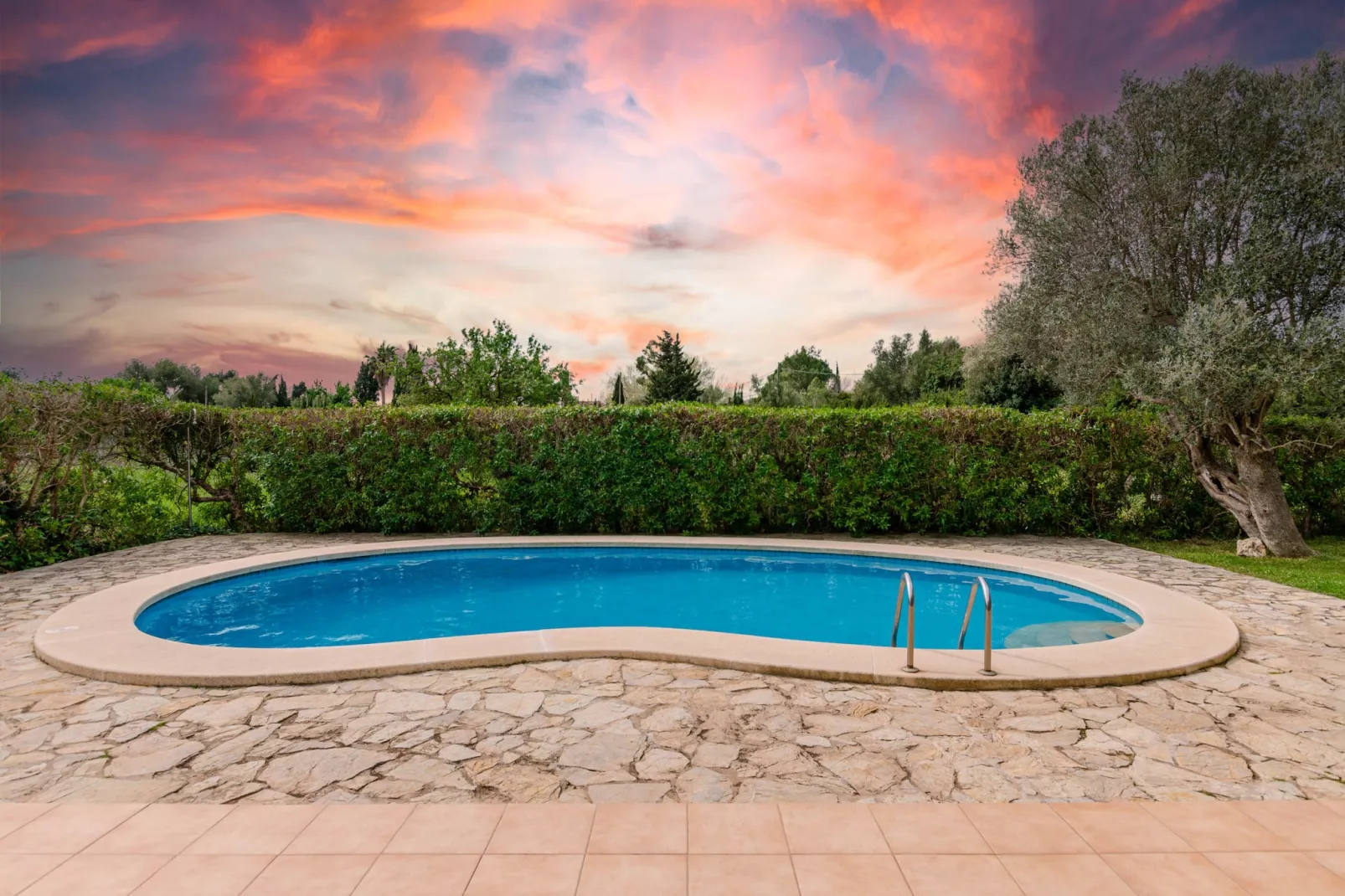 Finca en Pollença con piscina y barbacoa, Escandeu-Pool