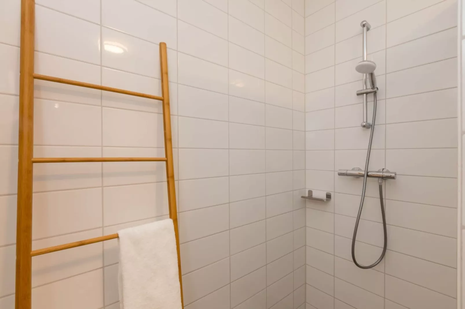 Aparthotel Zoutelande - Luxe 3-persoons comfort appartement-Bathroom