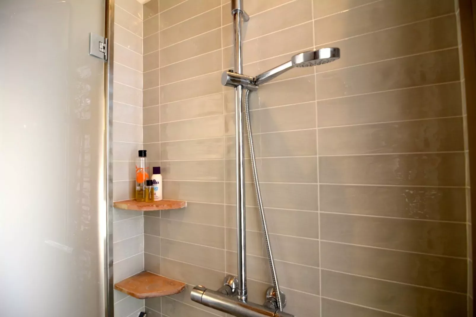 CASA ROSA DEL PORT-Bathroom