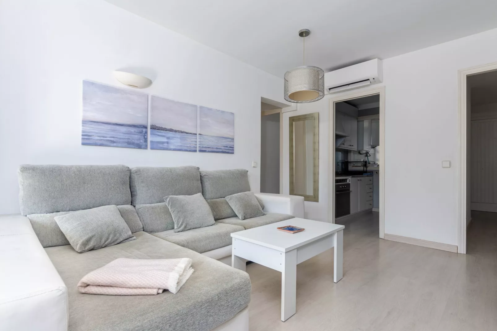 YourHouse Llimonera-Living room