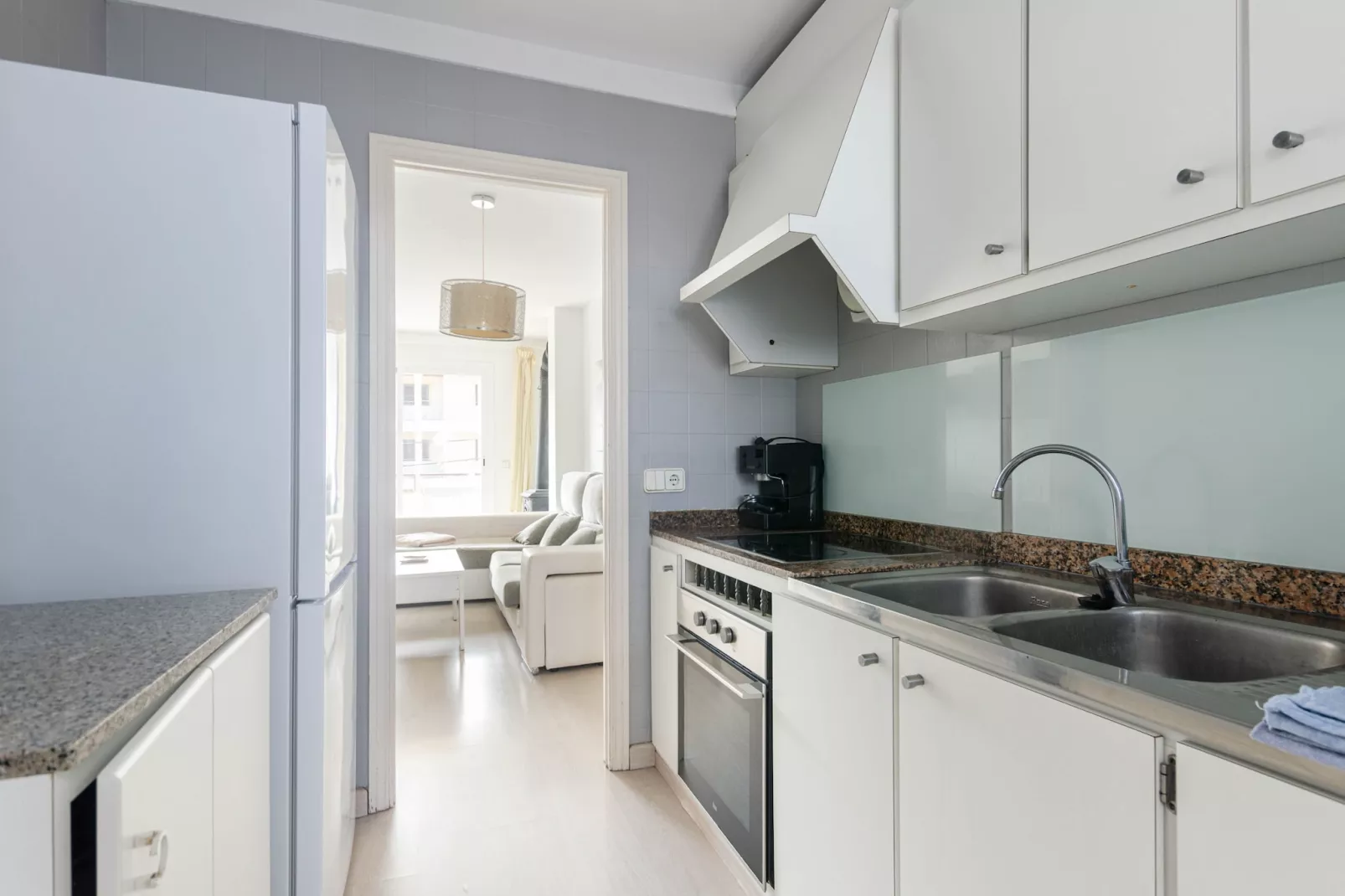 YourHouse Llimonera-Kitchen