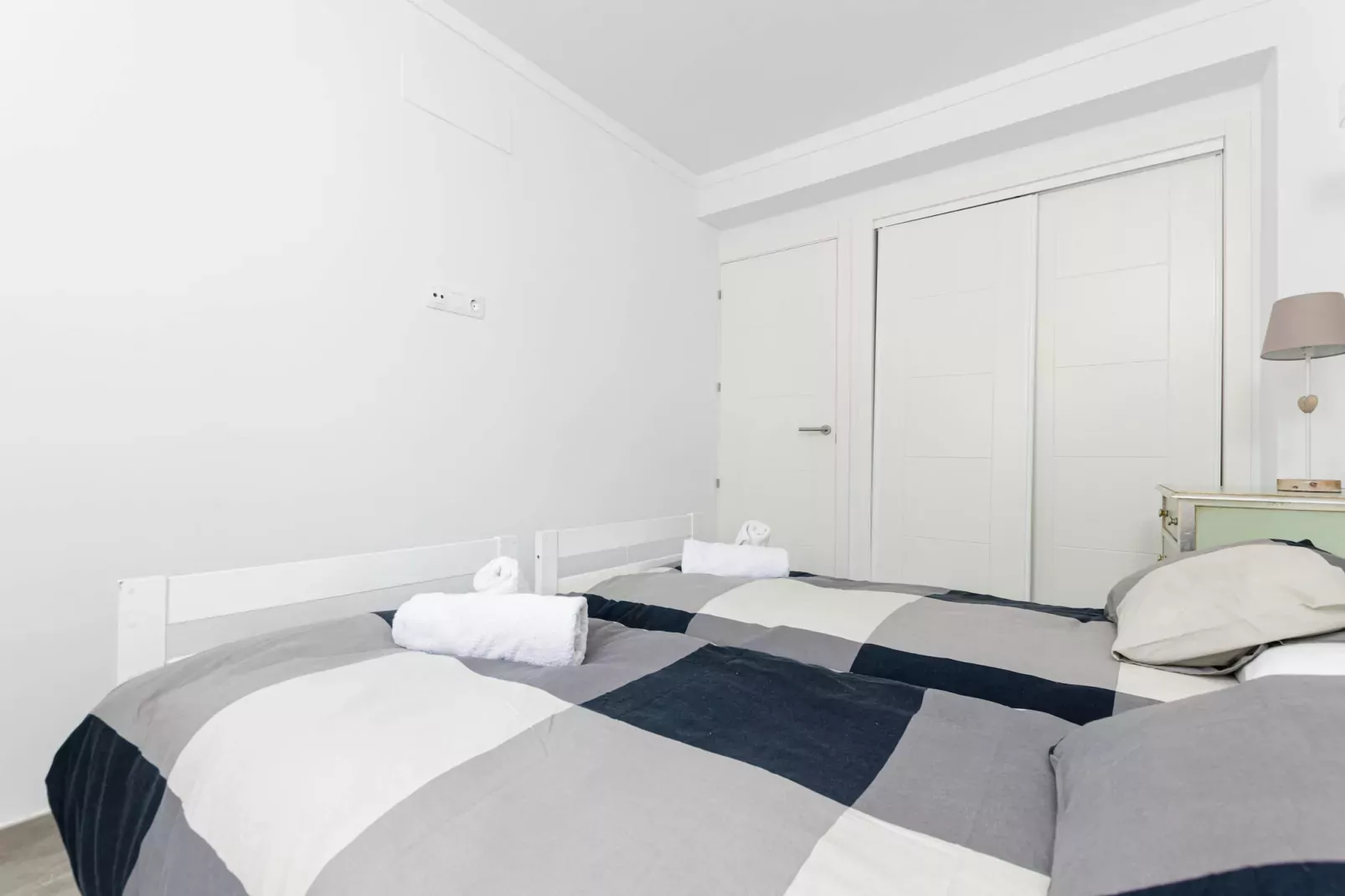 YourHouse Can Cortana-Chambre