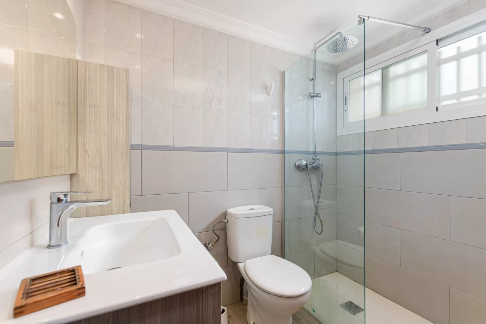 Yourhouse El Xiprer-Bathroom
