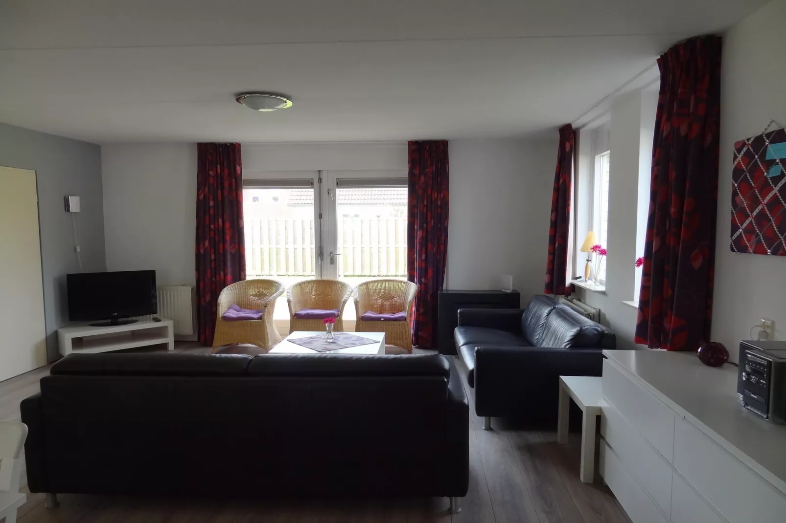 Villapark De Oesterbaai 15-Living room