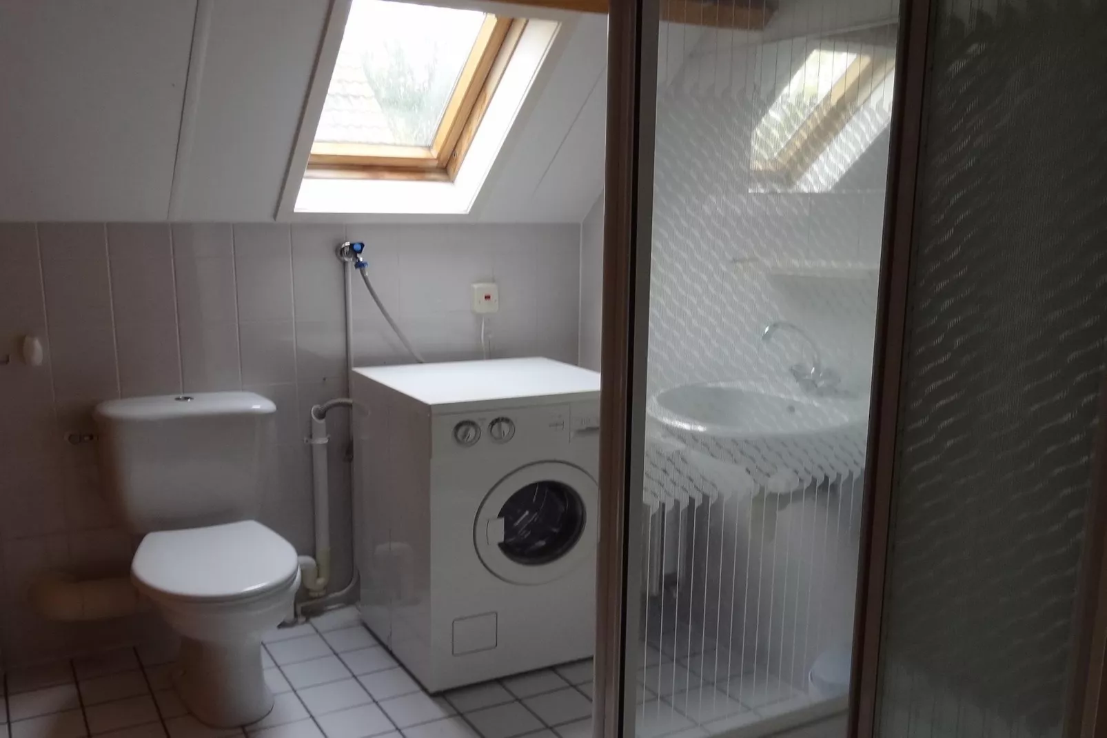Villapark De Oesterbaai 15-Bathroom