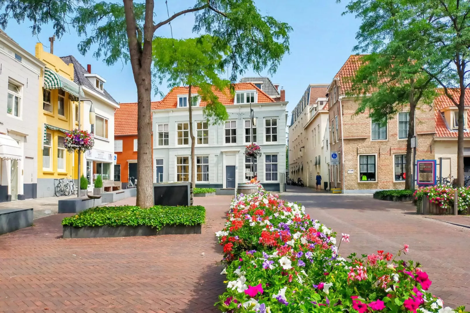 Chalet 4- Vakantiepark Hart van Zeeland-Areas summer 5km