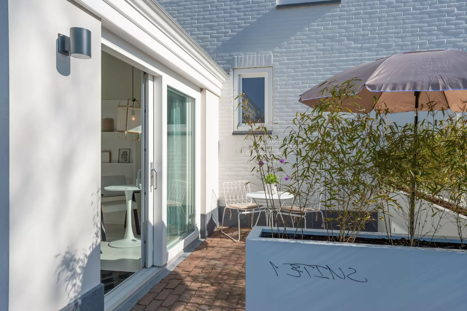 Slow living Suite 1 Oostkapelle-Terrace balcony