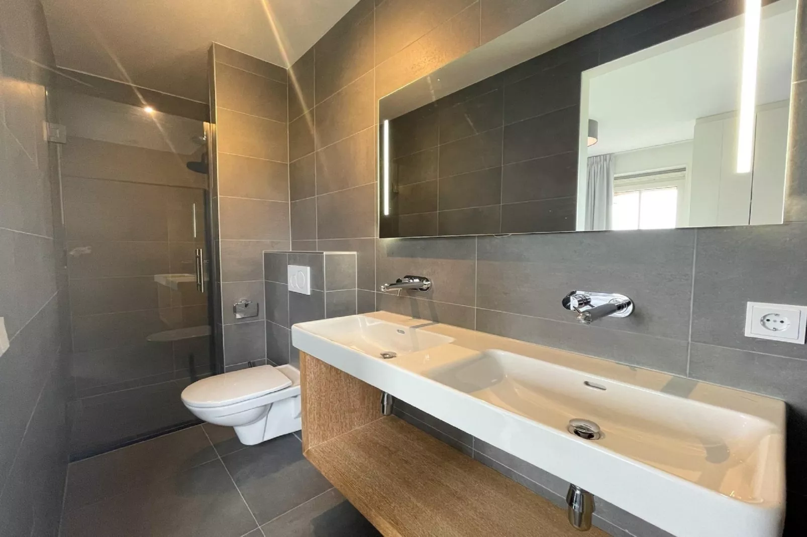 Friese Meren Villa's 21-Bathroom