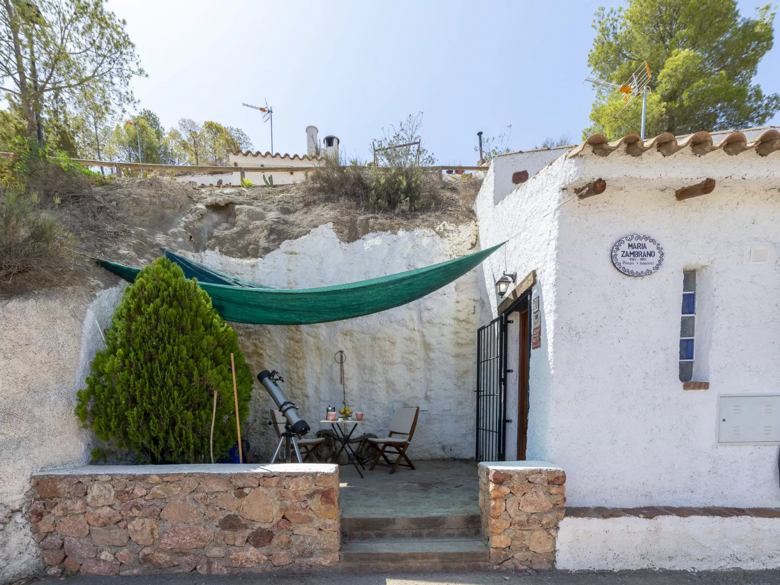Casa Cueva Maria Zambrano-Outside