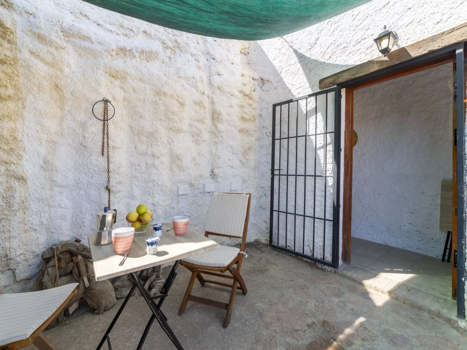 Casa Cueva Maria Zambrano-Outside