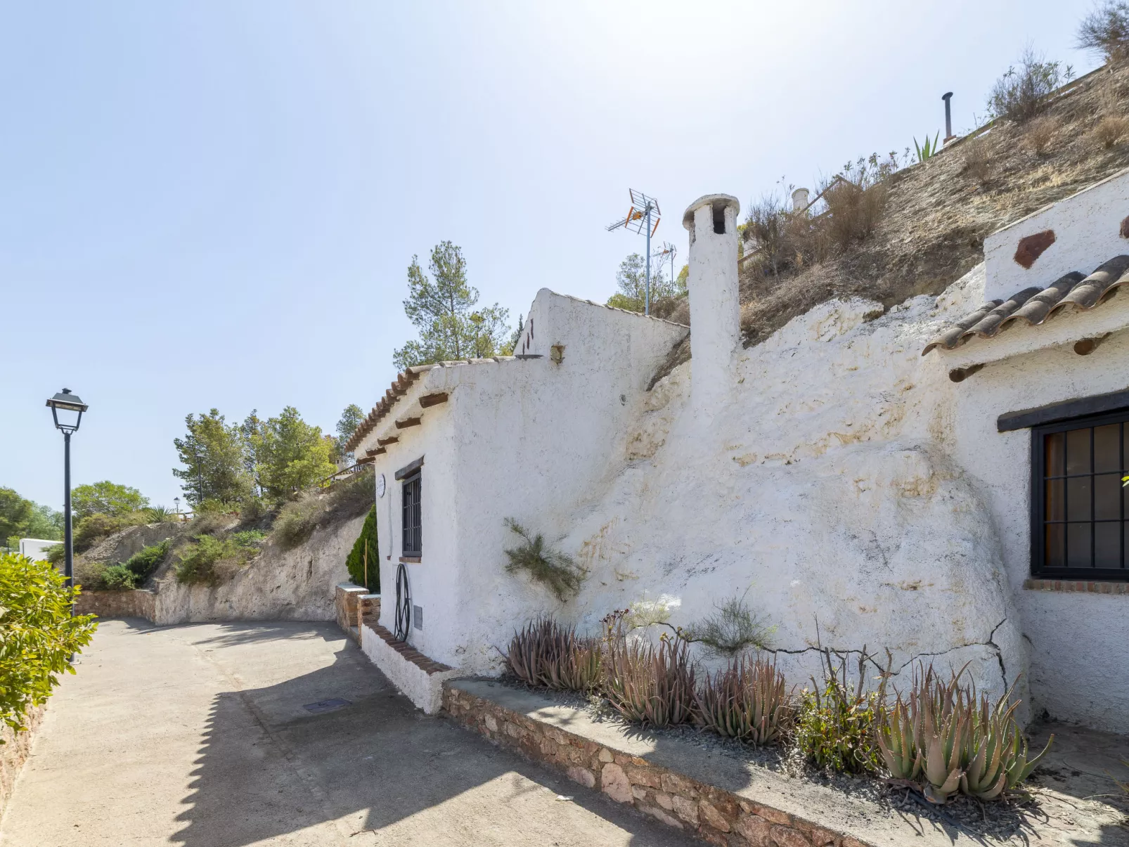 Casa Cueva Maria Zambrano-Outside