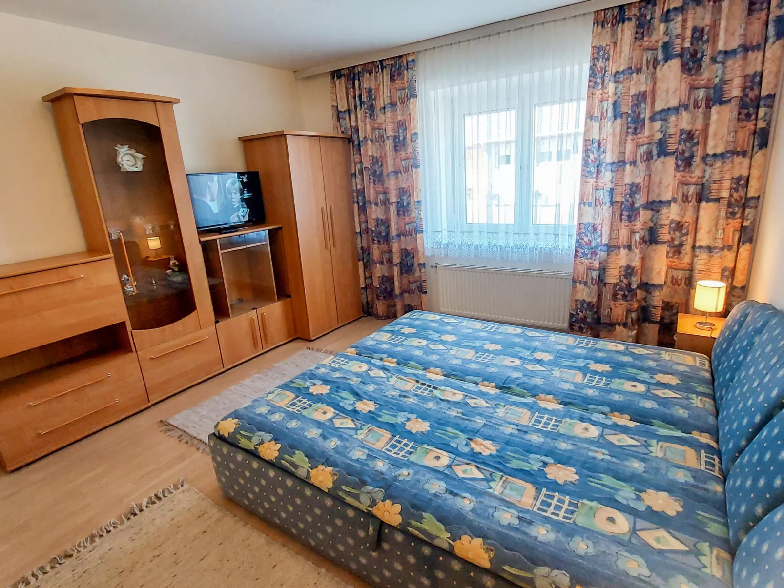 Friedl-Inside