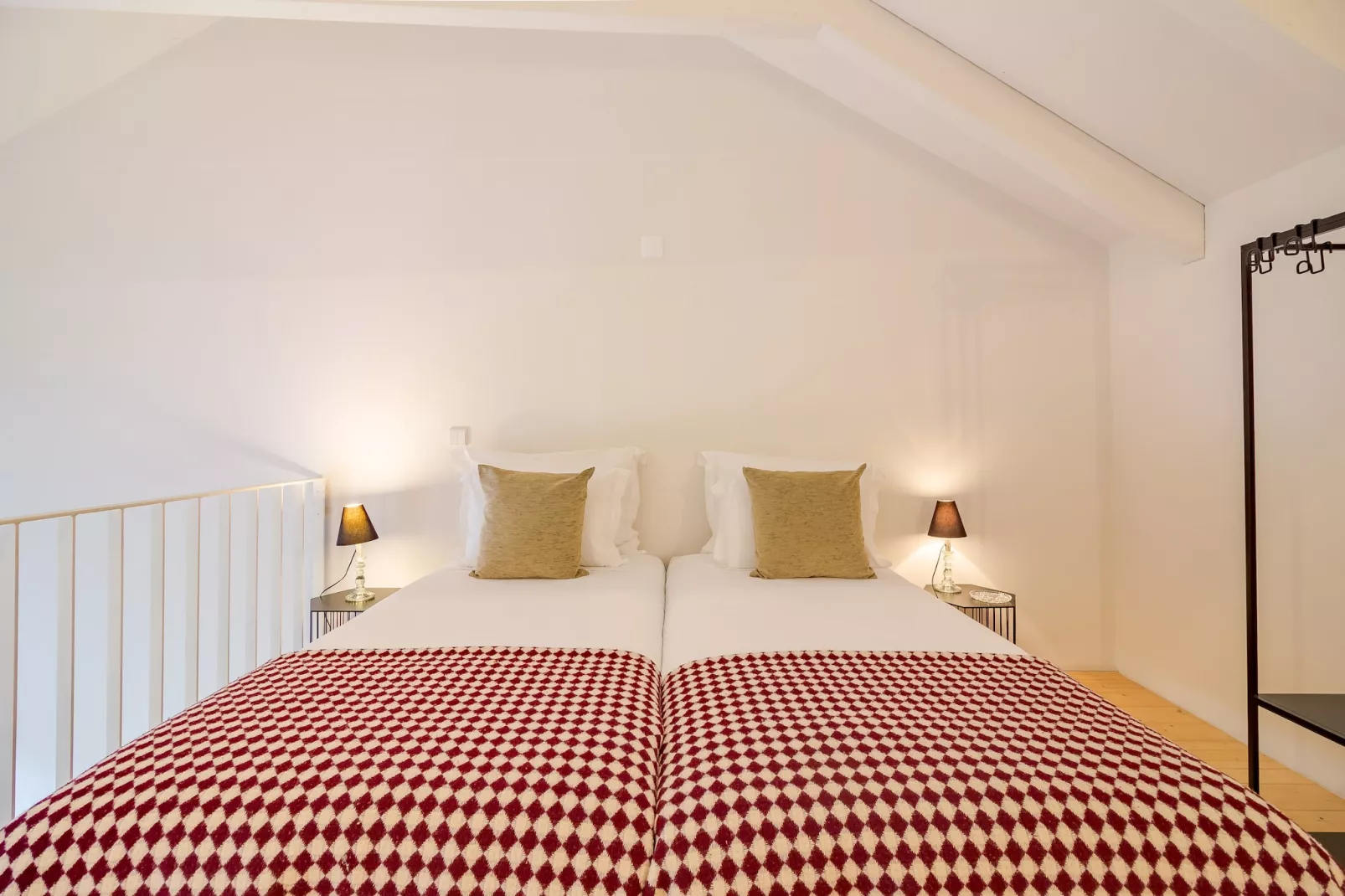 YOUROPO - Taipas 4-Bedroom
