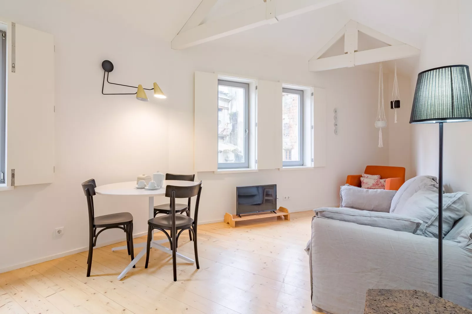 YOUROPO - Taipas 9-Dining room
