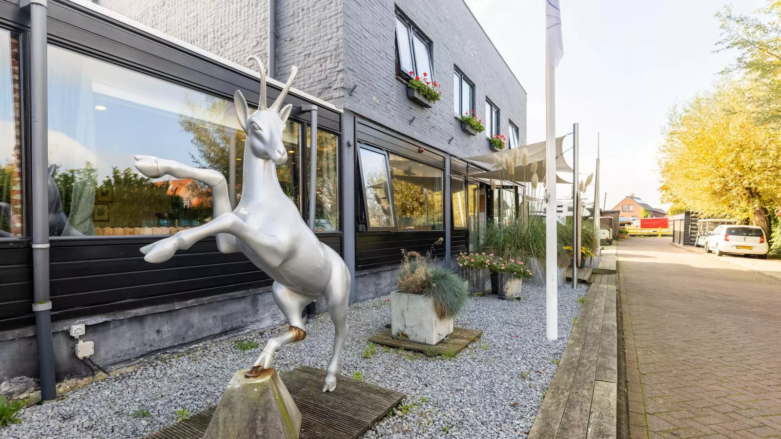 De Kaag Watersport Groepsaccommodatie - 50 pers-Exterior summer