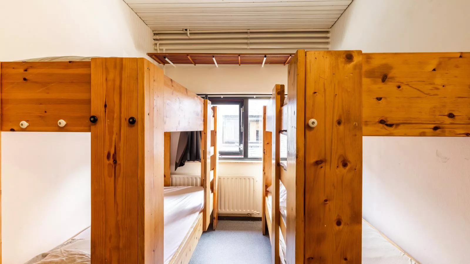 De Kaag Watersport Groepsaccommodatie - 50 pers-Bedroom
