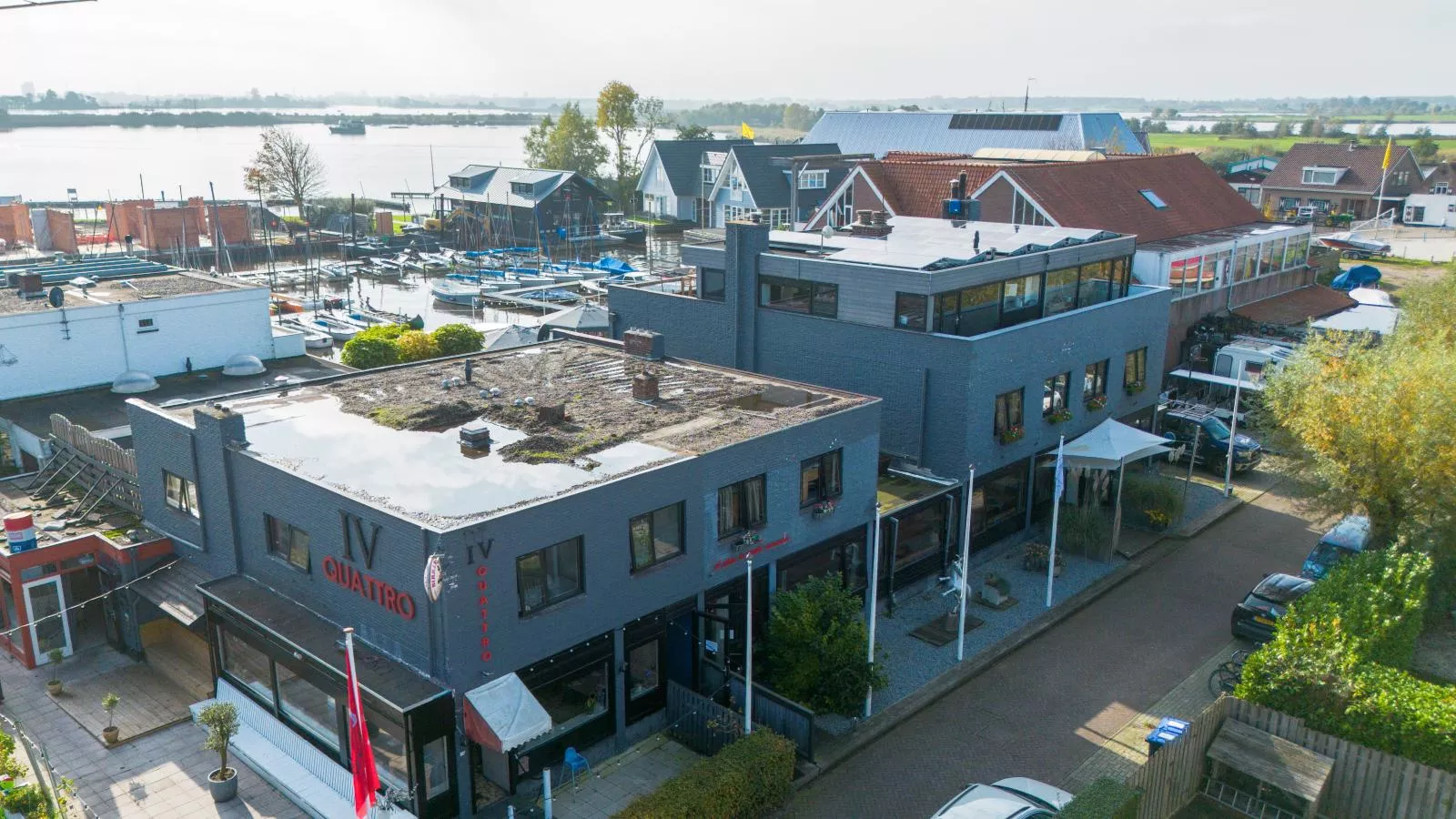 De Kaag Watersport Groepsaccommodatie - 50 pers-Exterior summer
