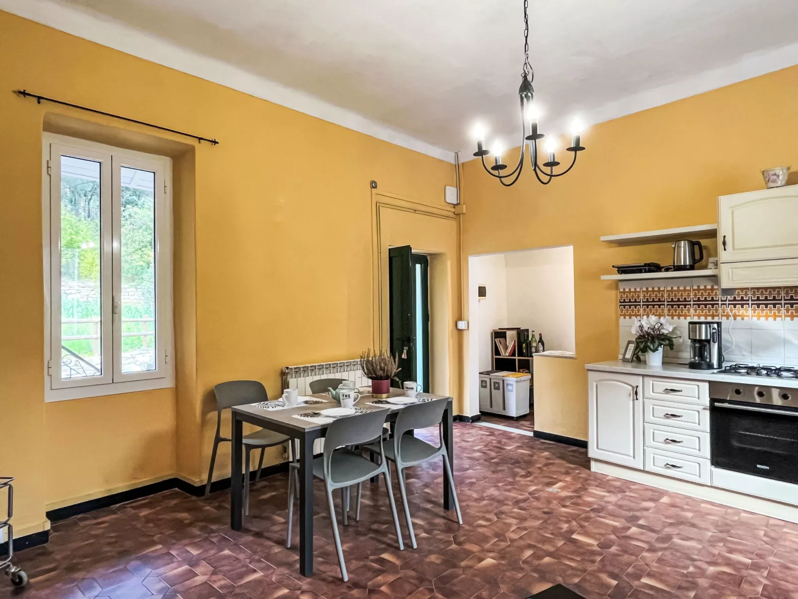 Giove-Inside